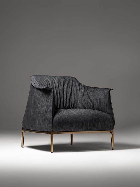 Archibald Denim Edition di Poltrona Frau – Ora disponibile da Cumini Casa